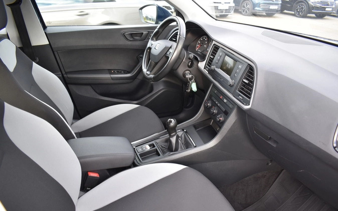 Seat Ateca cena 49900 przebieg: 133728, rok produkcji 2017 z Poznań małe 781